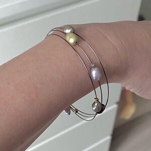 Minimalist Grey Pearl Multi-Strand Wire Bracelet